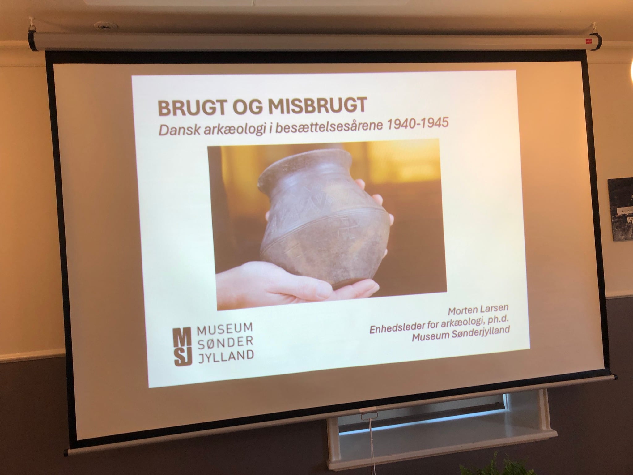 Den 09.04.2026 Foredrag – BRUGT OG MISBRUGT Dansk arkæologi i besættelsesårene 1940 - 1945